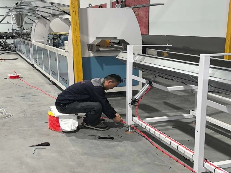 WPC İstehsal Xətti Kanadanın Kvebek şəhərində Sabit Əməliyyata nail olur