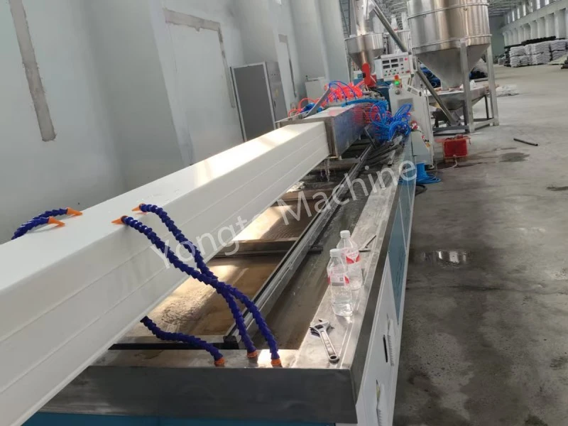 China PVC Rain Gutter Profile Making Machine