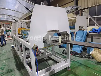 Plastic lumber auto cutter