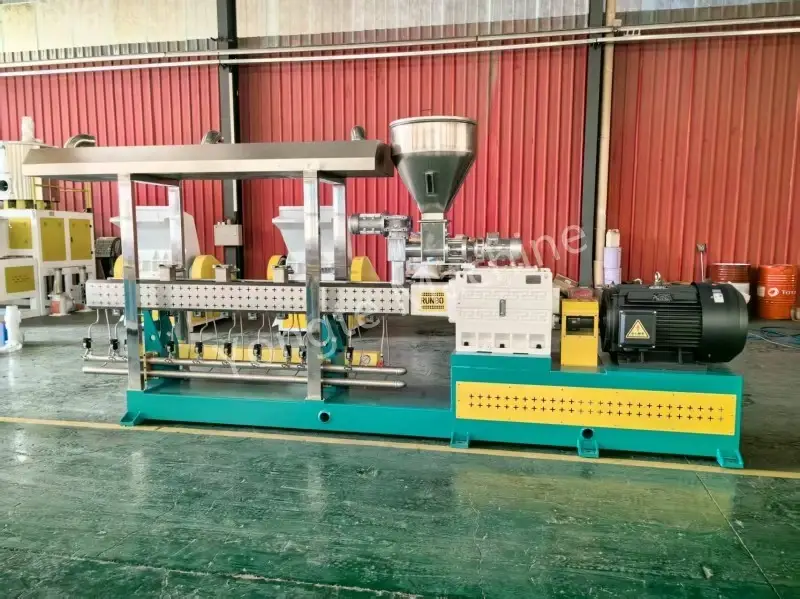 PET Recycling Extruder Çin Müştərisinə satıldı