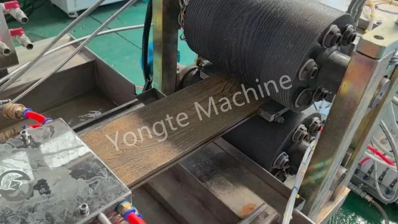 Avropalı Müştəri üçün WPC Decking İstehsalat Zavodu - İnnovativ PCB Recycling Solution